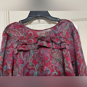 TALBOTS: very light weight top